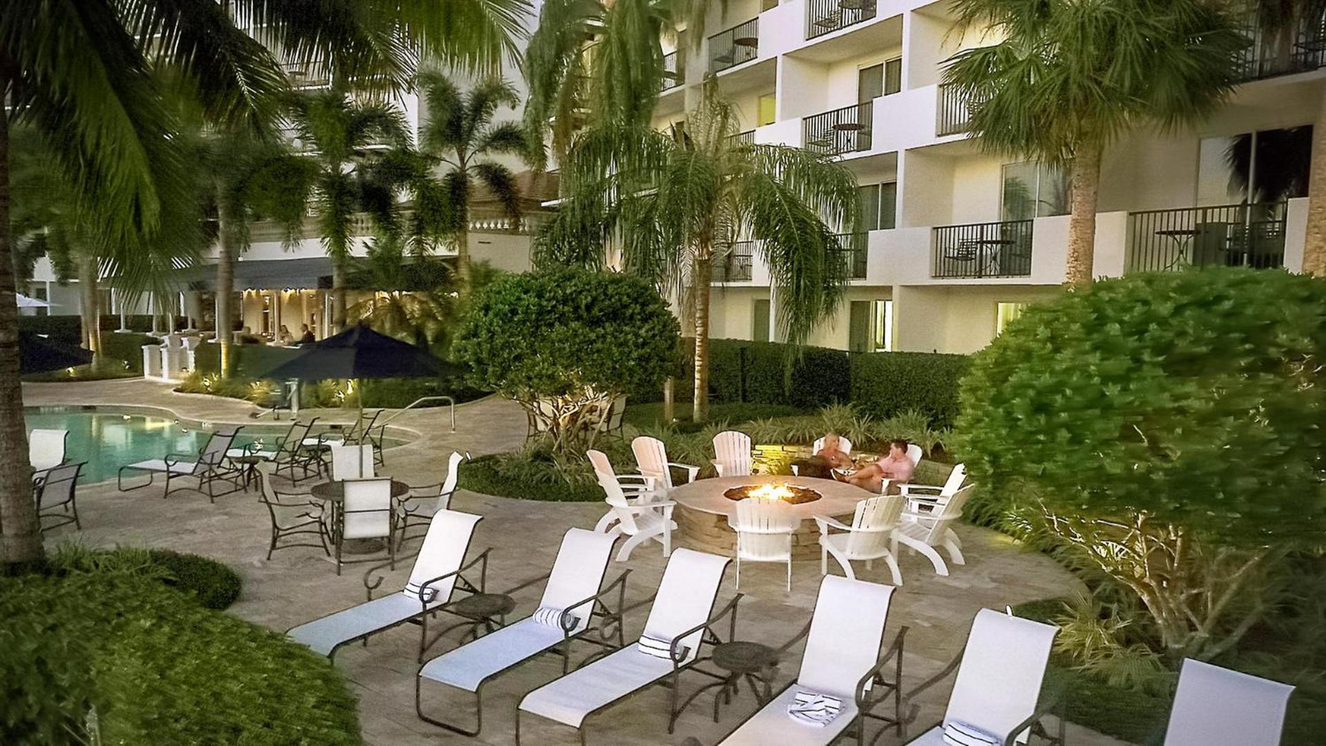 Inn at Pelican Bay photo 7