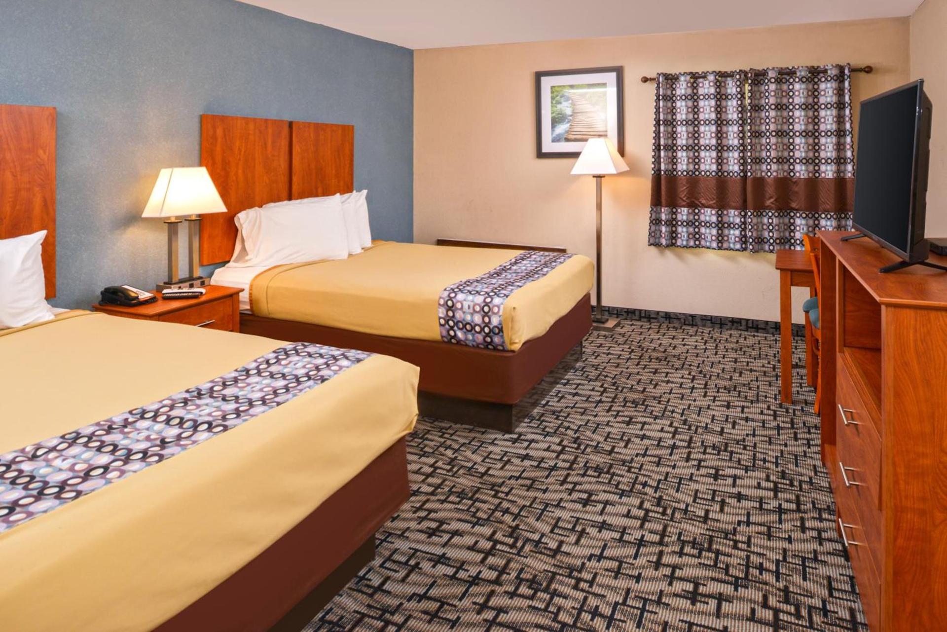 Motel 6 Putnam CT photo 31
