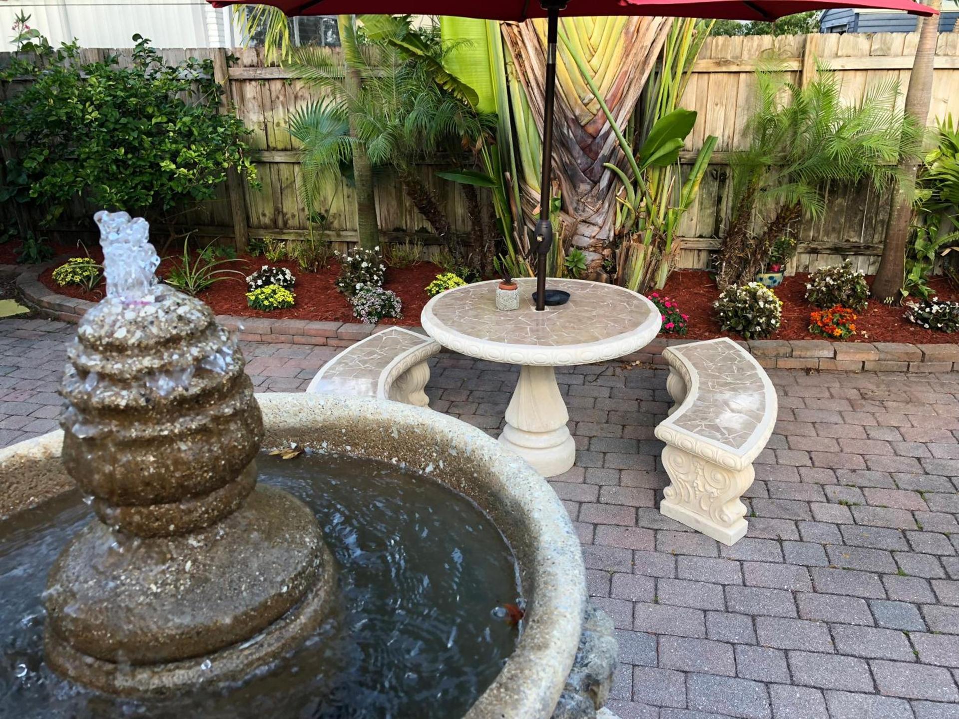 Calypso Inn Wilton Gay Male Resort photo 23