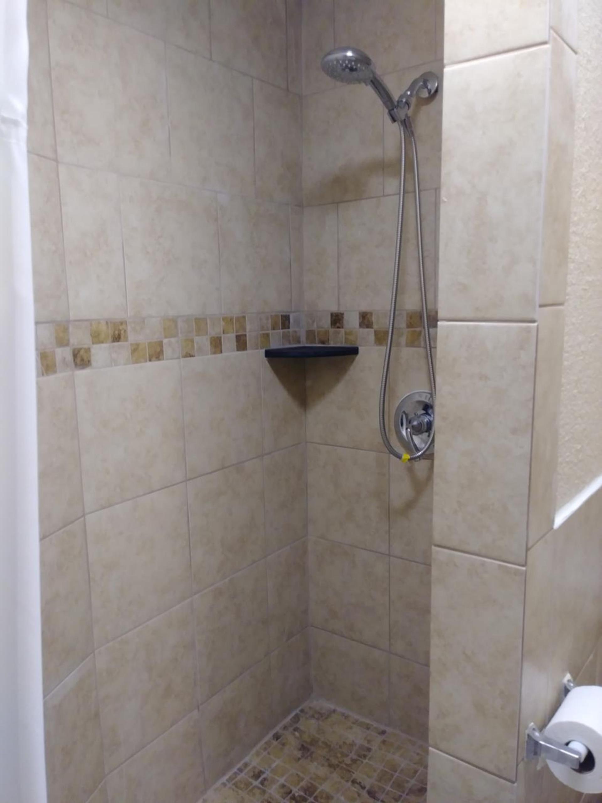 Garden Inn & Suites New Braunfels photo 24