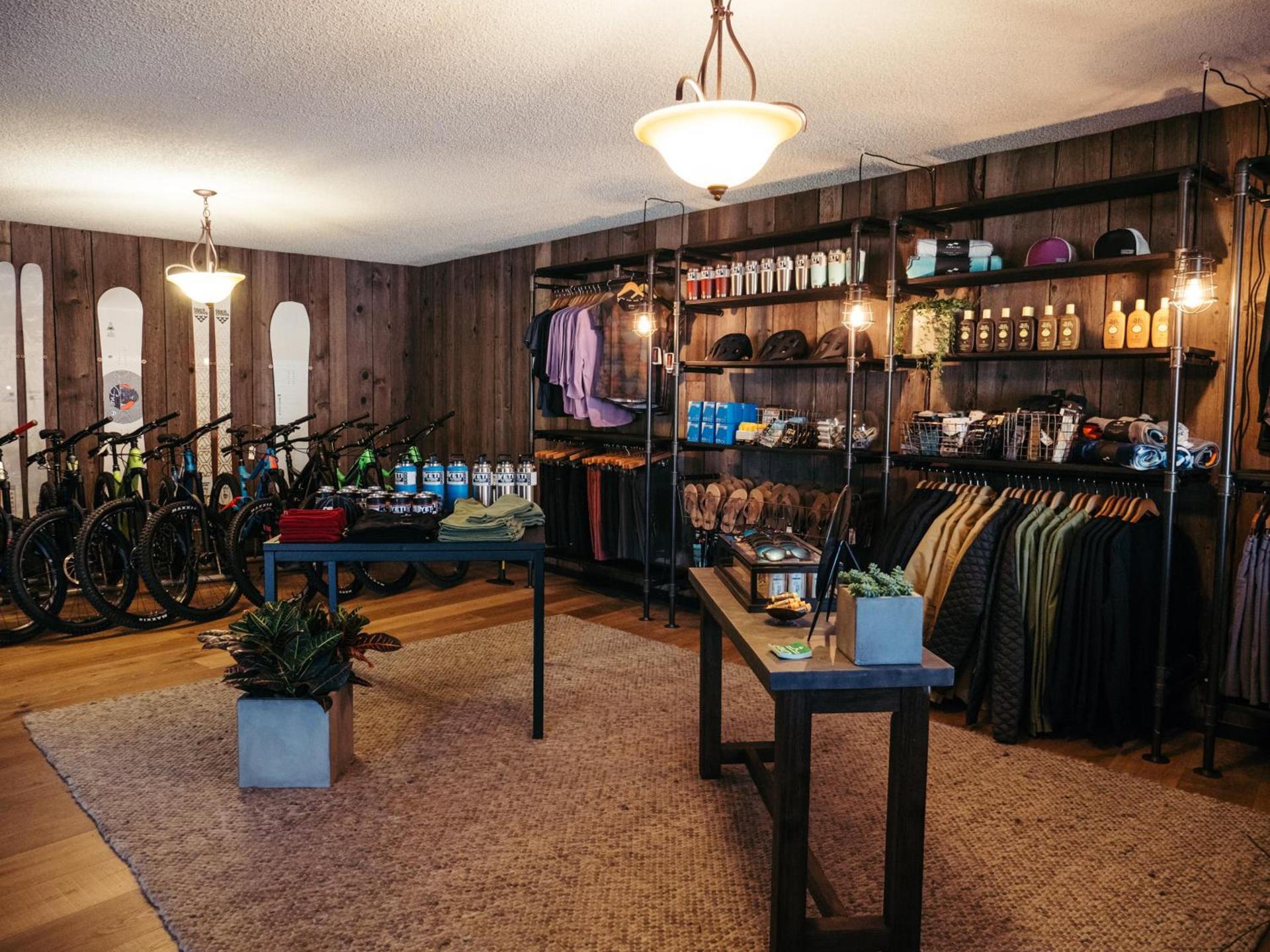 LOGE Bend photo 14