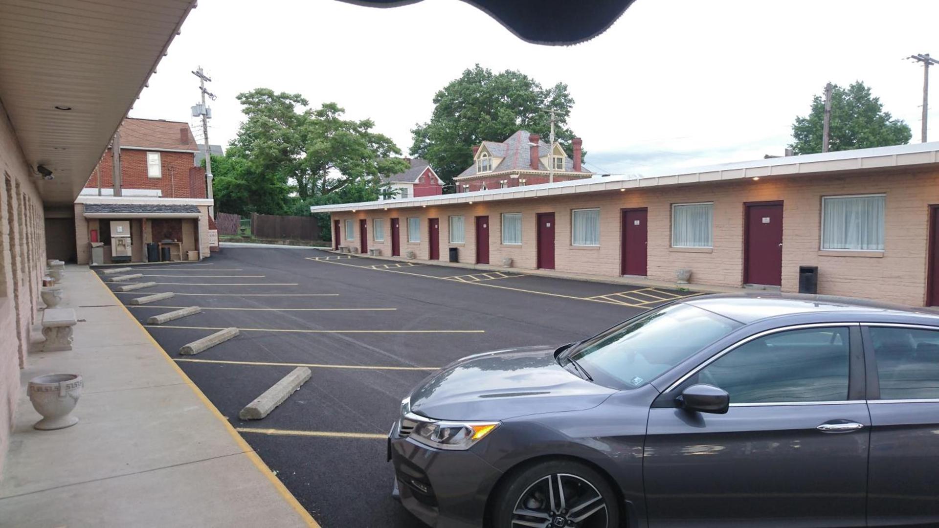 Heritage Inn photo 19