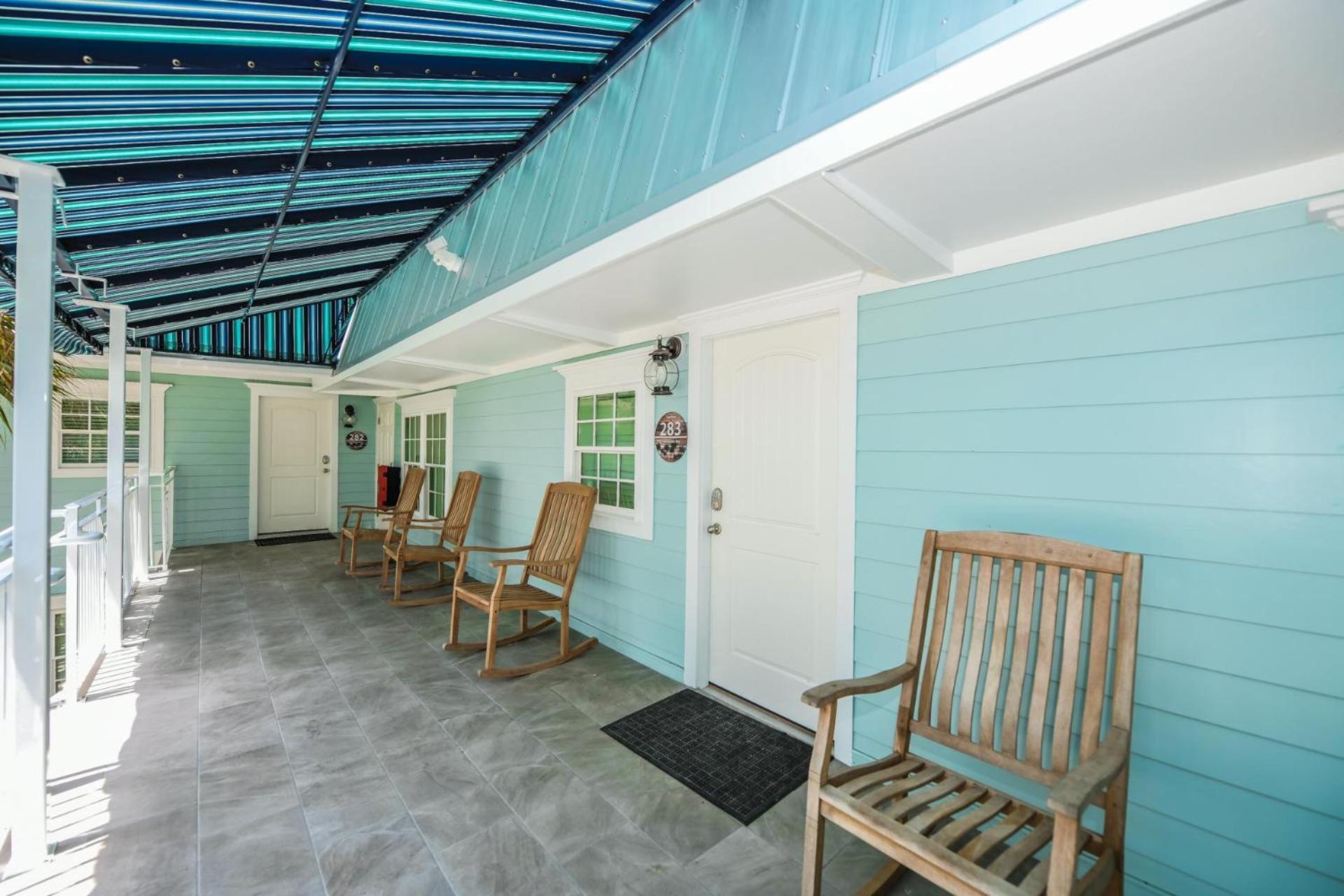 Tropical Breeze Resort photo 82