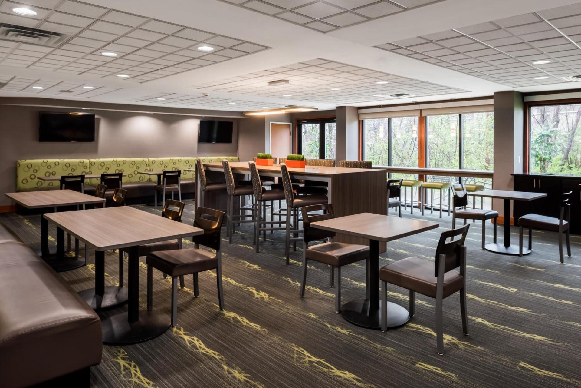 Wingate by Wyndham Columbia photo 6