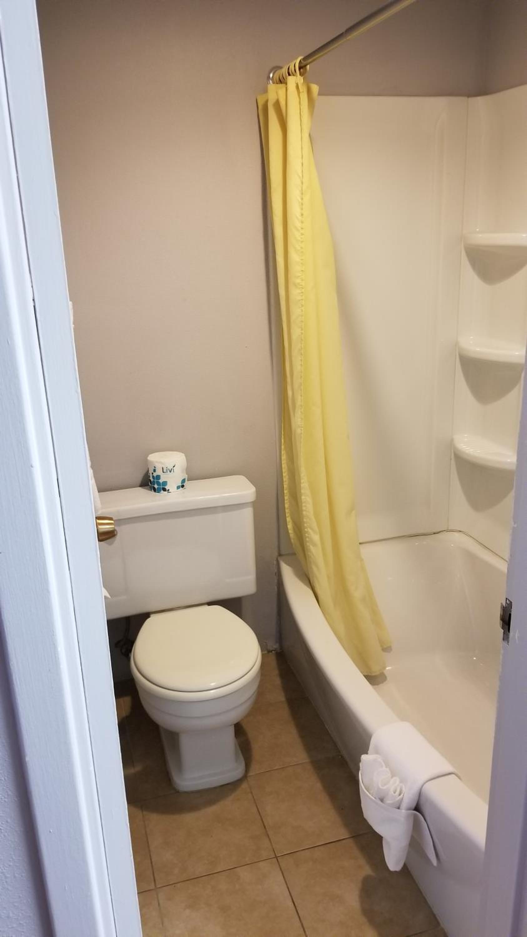 Santa Fe Inn - Pueblo photo 14