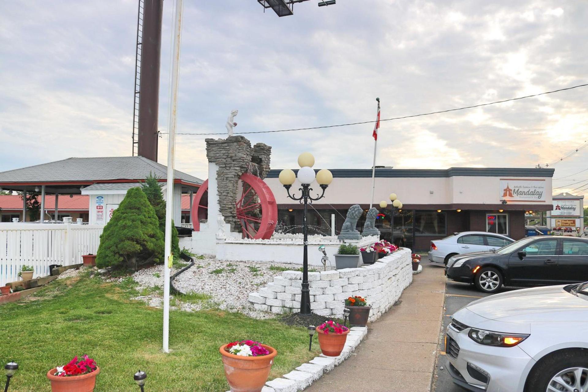 Woodland Inn photo 1