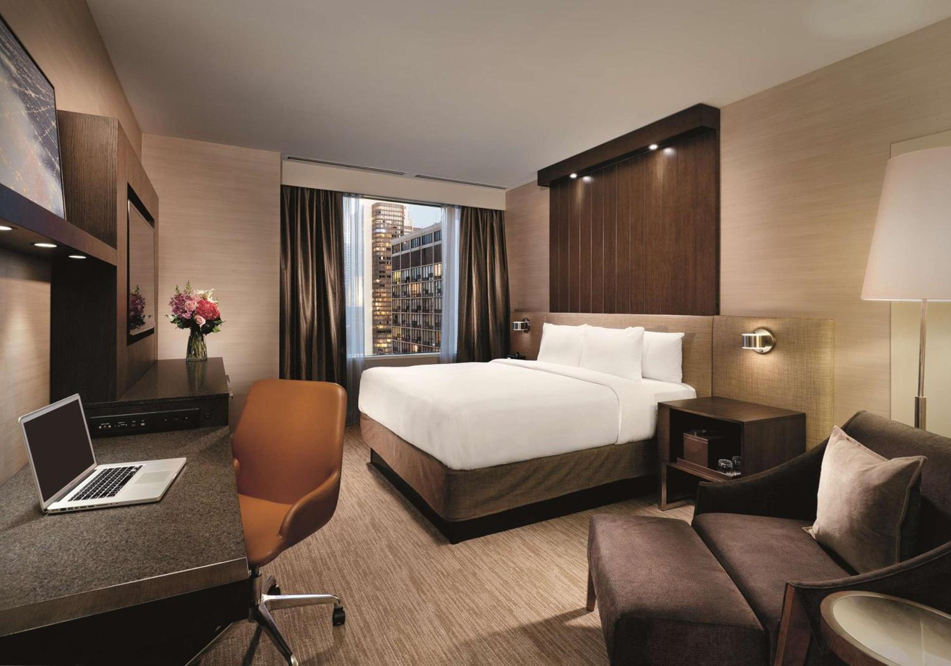 Hyatt Centric Chicago Magnificent Mile photo 16