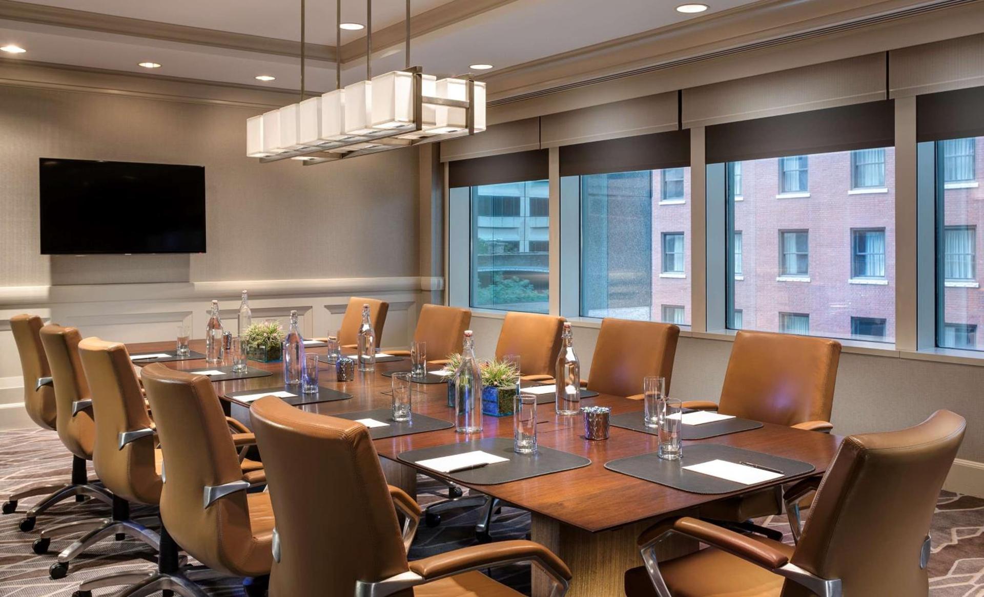 Hyatt Centric Chicago Magnificent Mile photo 14
