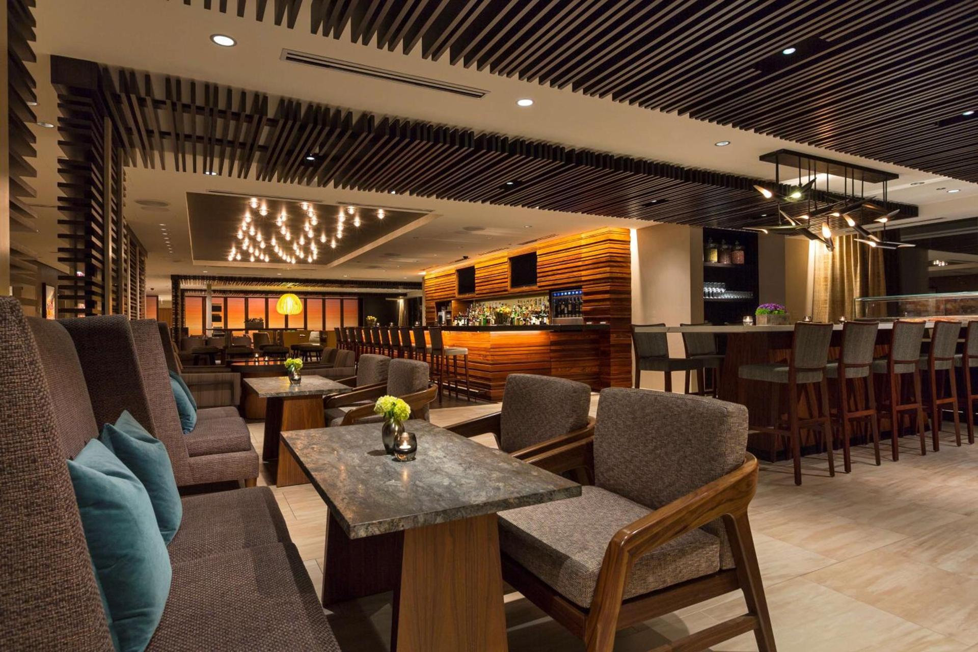 Hyatt Centric Chicago Magnificent Mile photo 6
