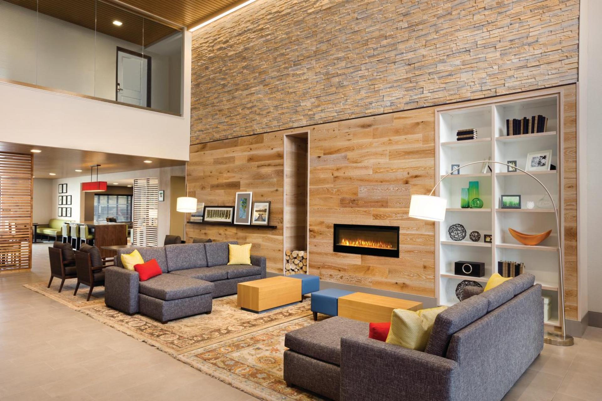 Country Inn & Suites by Radisson, Lawrence, KS photo 19