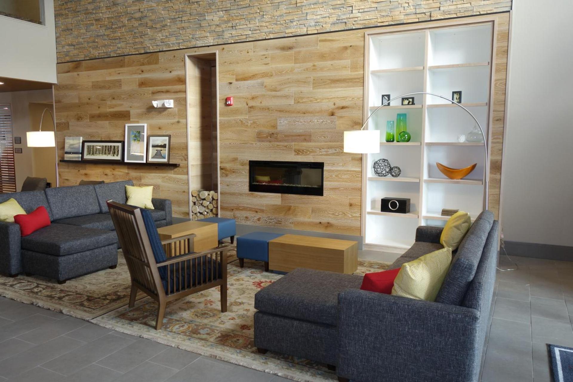 Country Inn & Suites by Radisson, Lawrence, KS photo 39