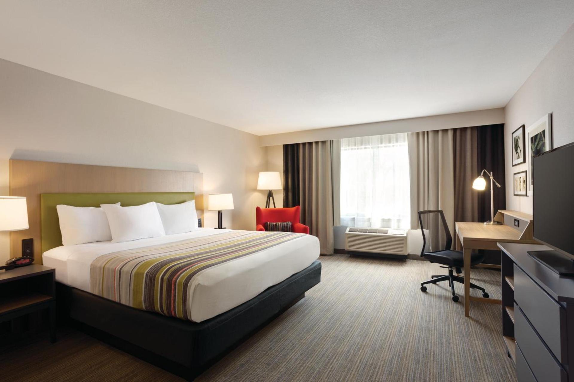Country Inn & Suites by Radisson, Lawrence, KS photo 38