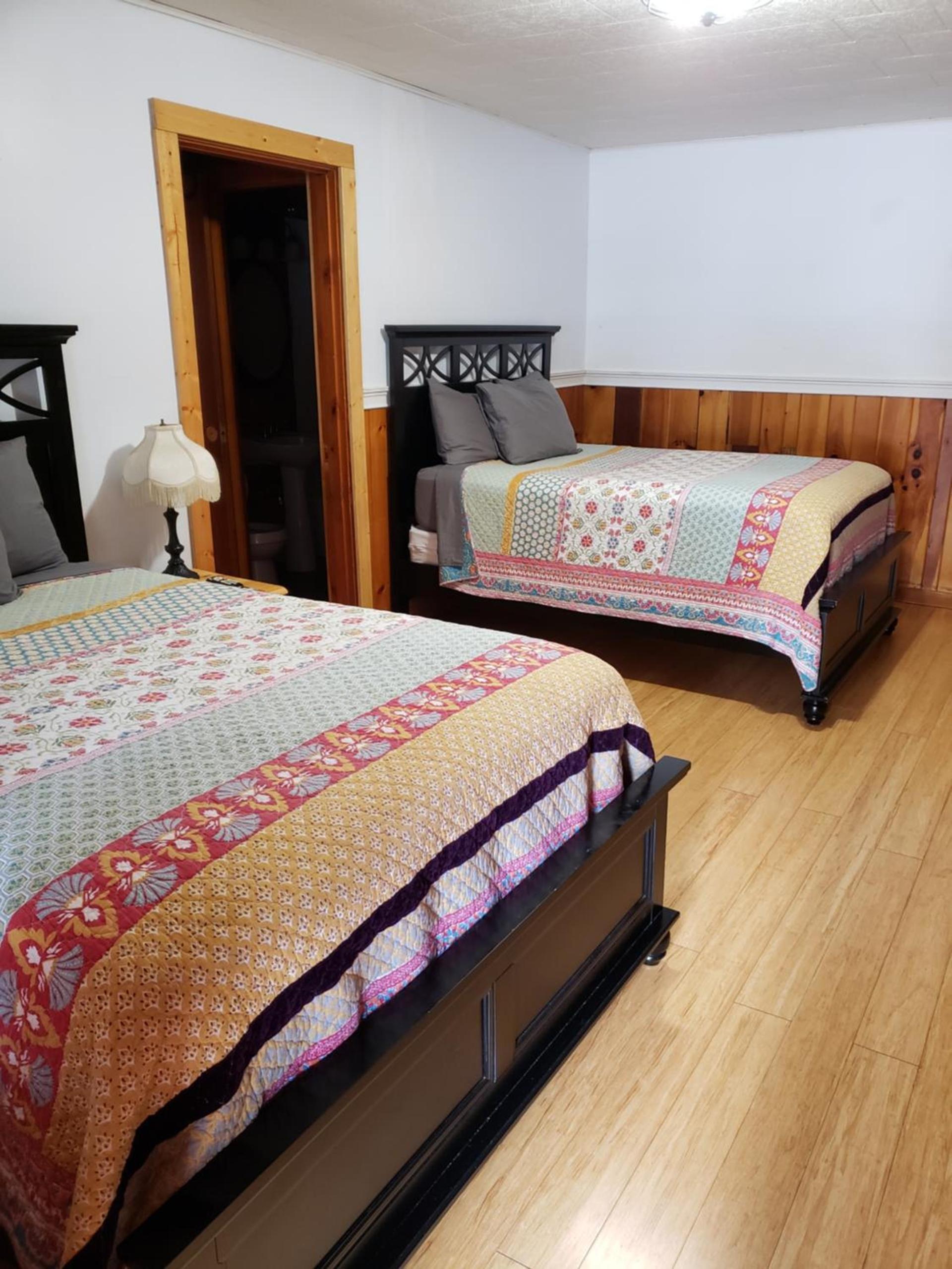 Marshall's Creek Rest Motel photo 34