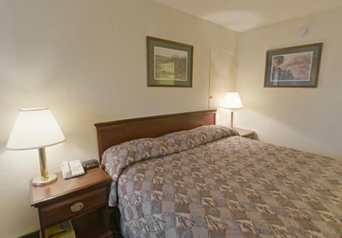Americas Best Value Inn Fort Worth/Hurst photo 14