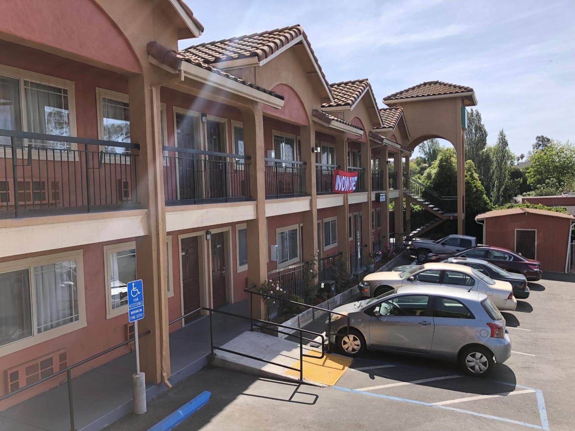 Valley Inn — hotel in Watsonville