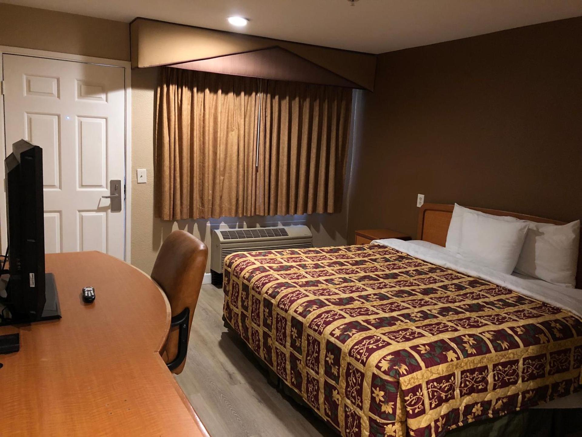 Valley Inn photo 17