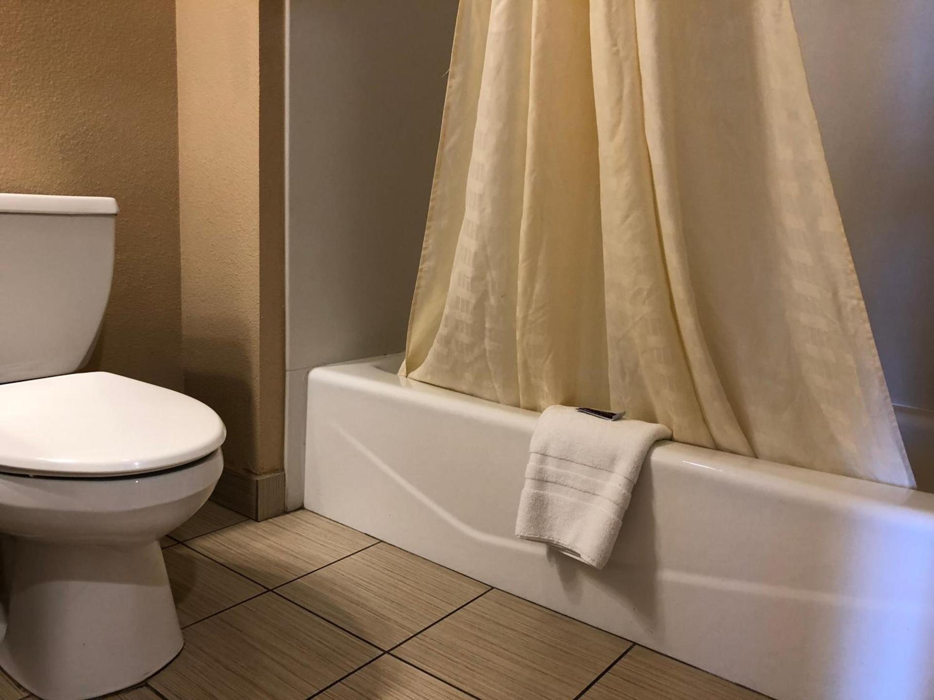 Valley Inn photo 5