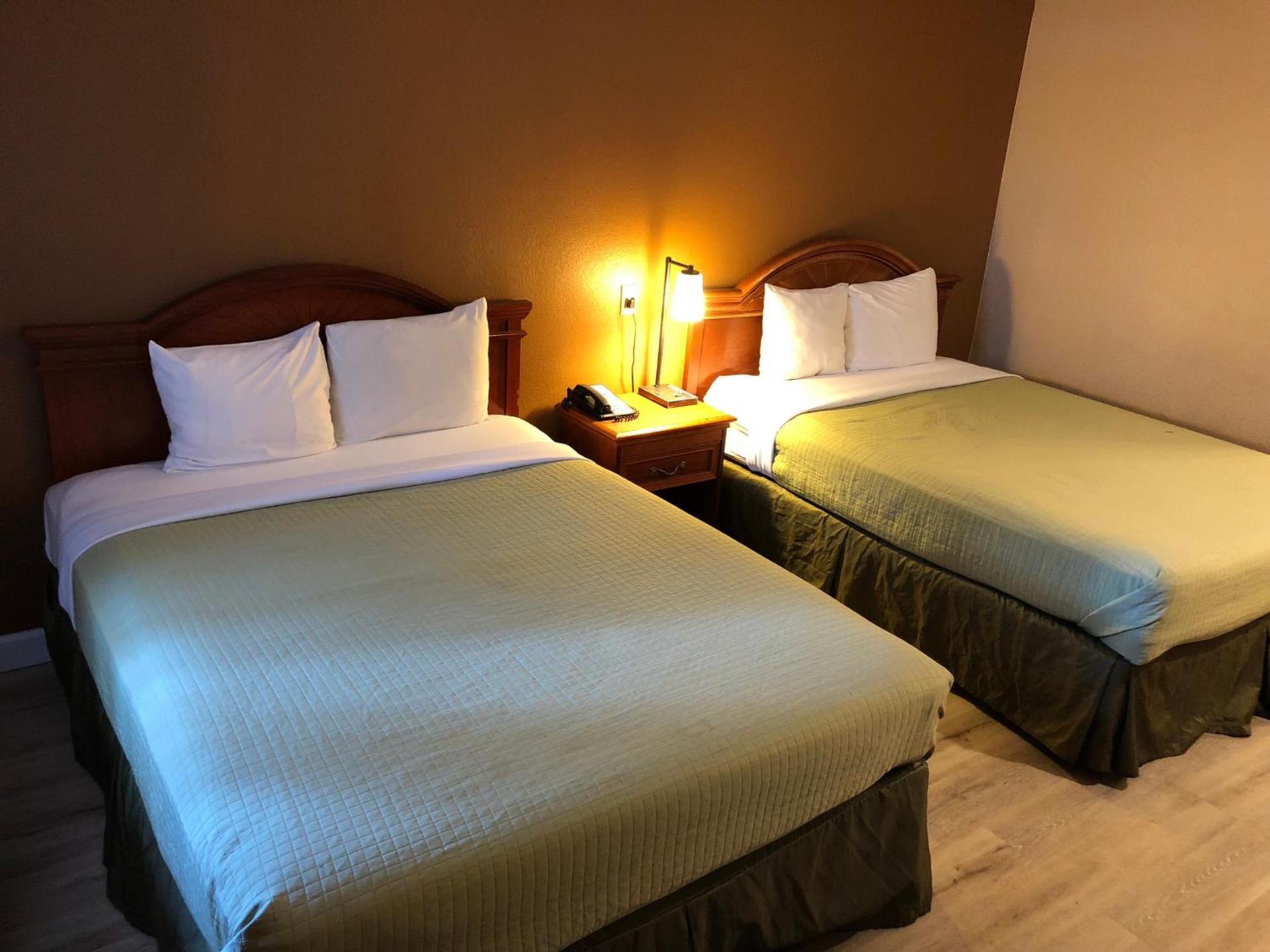 Valley Inn photo 3