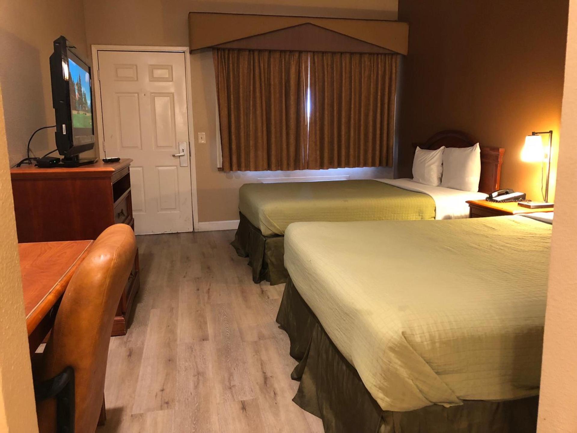 Valley Inn photo 4