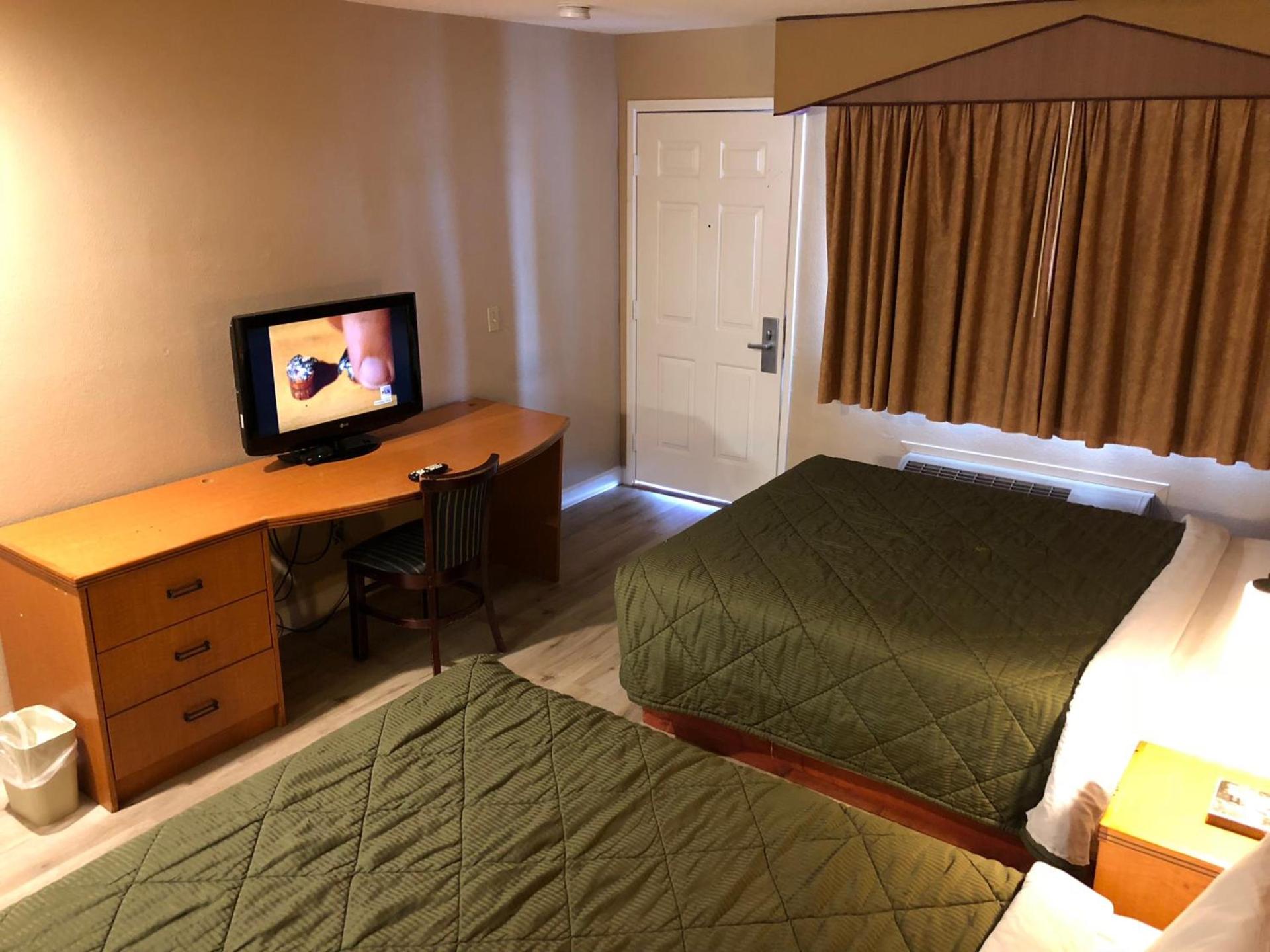 Valley Inn photo 11