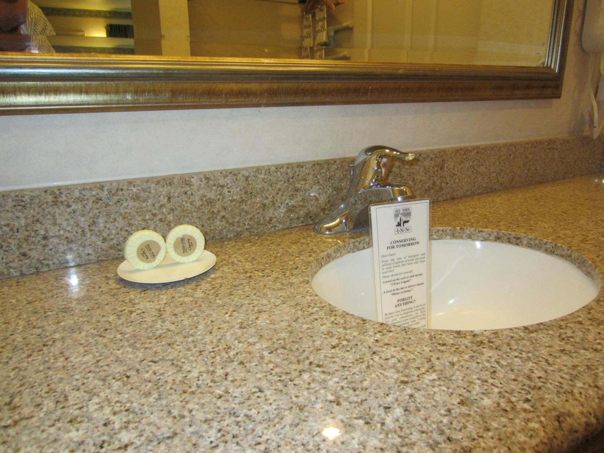 Old Town Inn photo 13