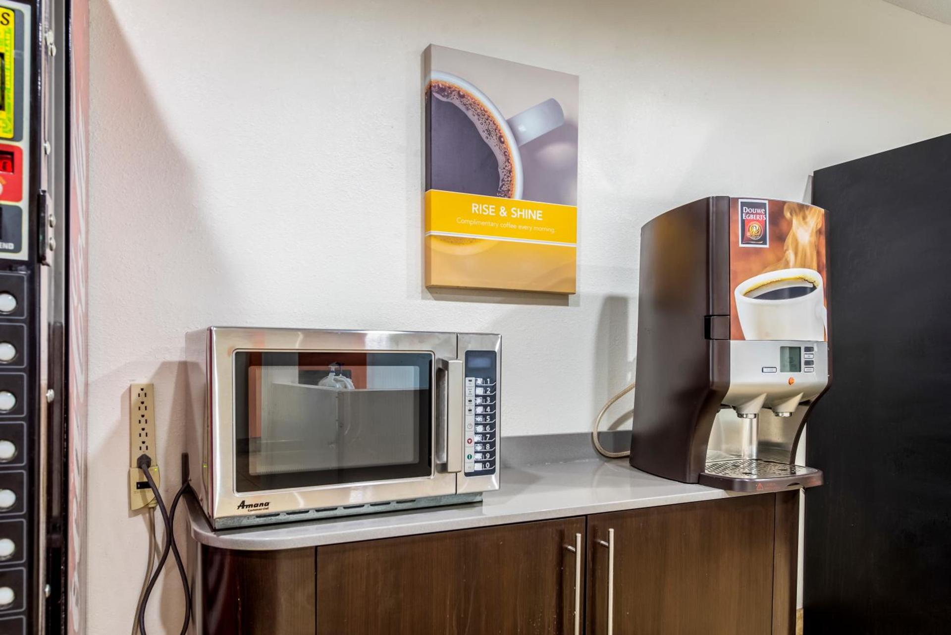 Motel 6 Indianapolis Carmel photo 5