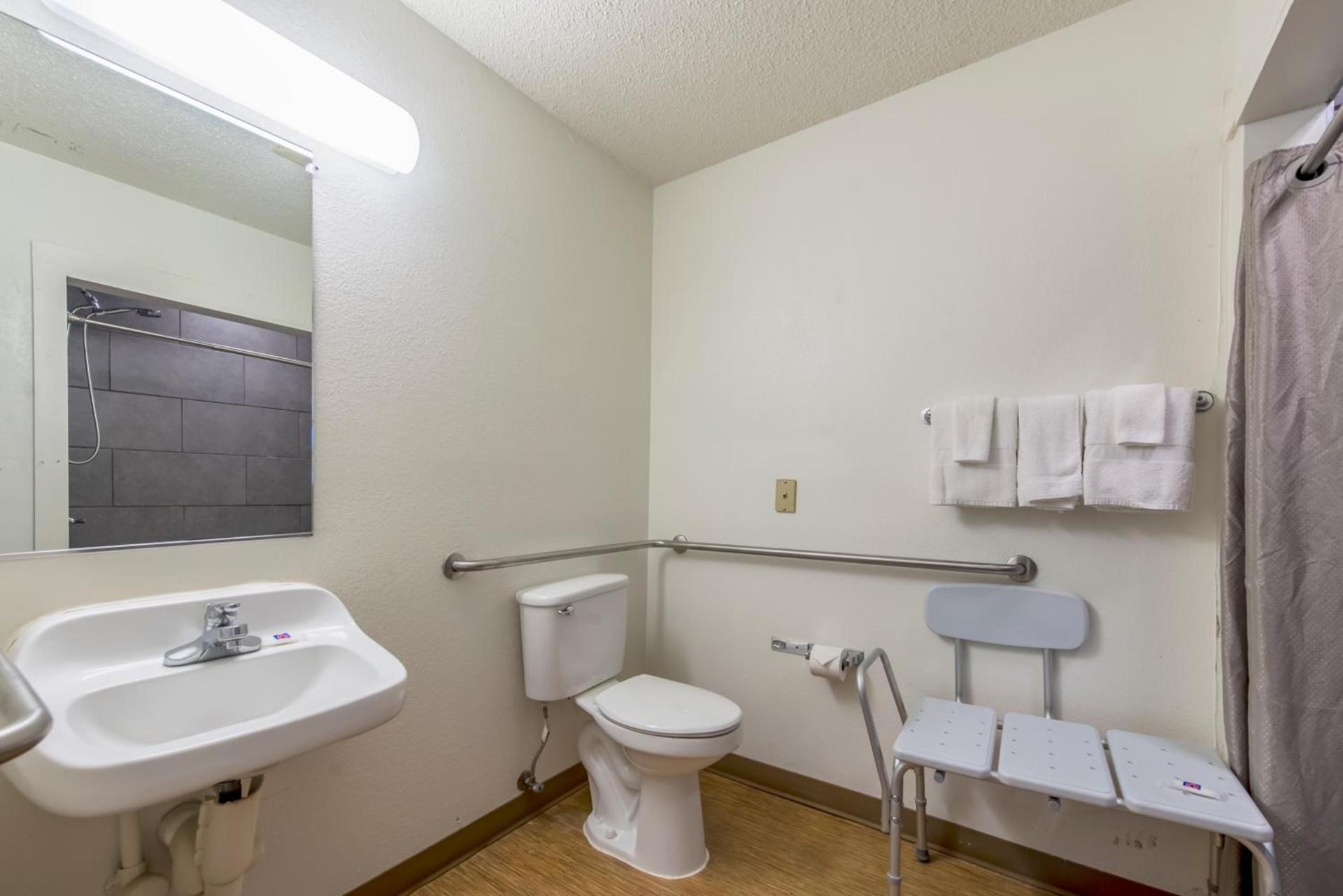 Motel 6 Indianapolis Carmel photo 15