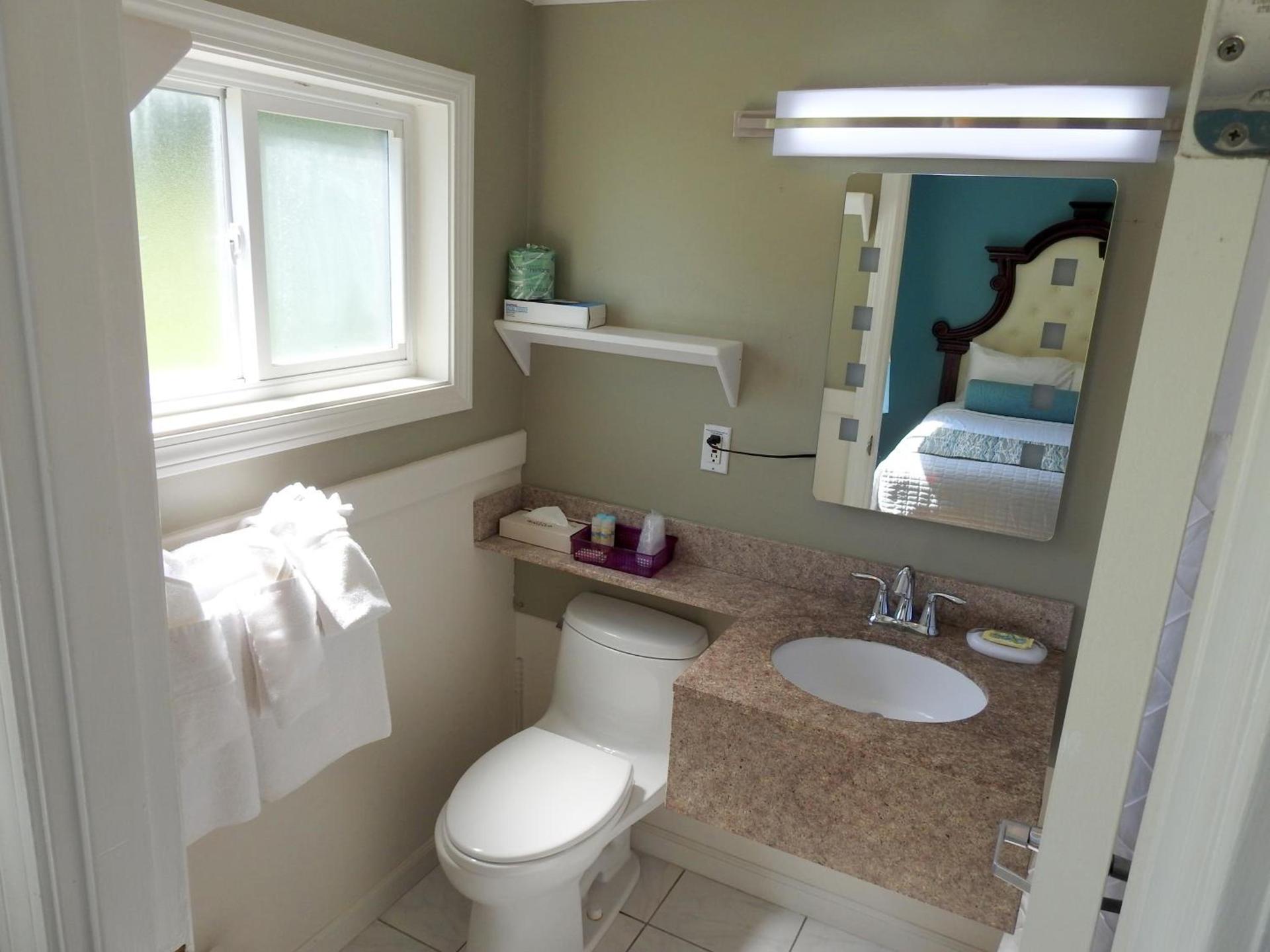 SeaCoast Inn photo 13