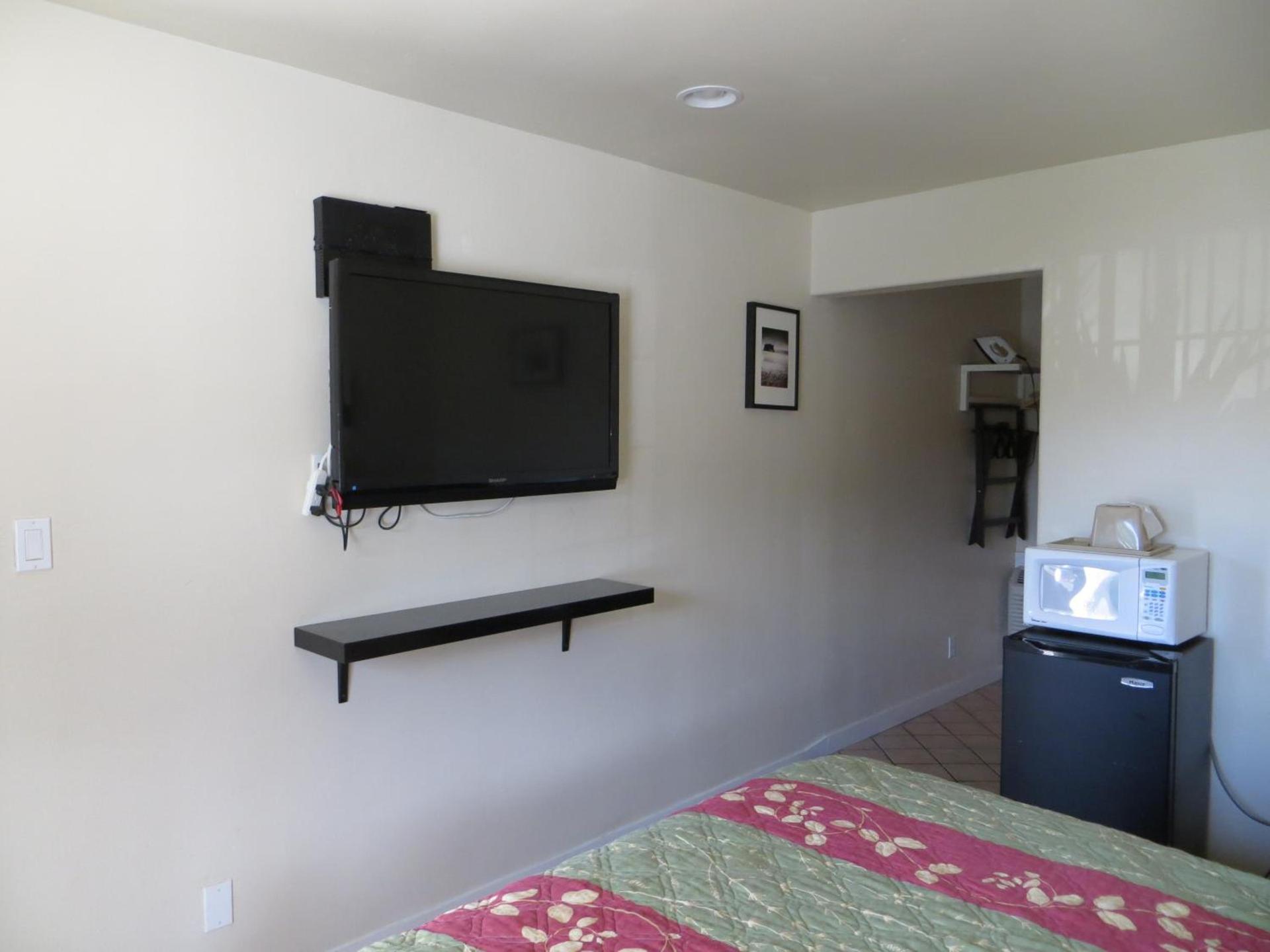 Bay Front Inn photo 18