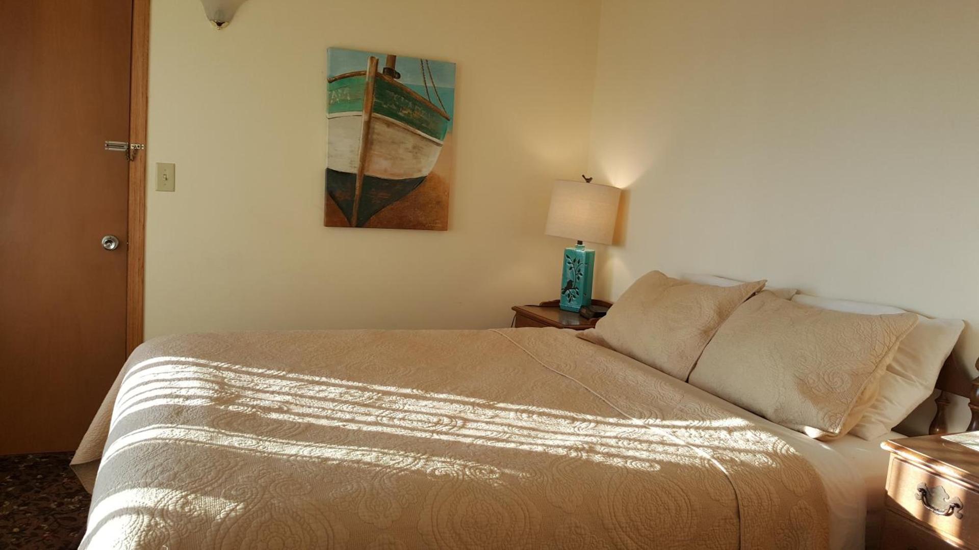 Snug Harbor Inn photo 93