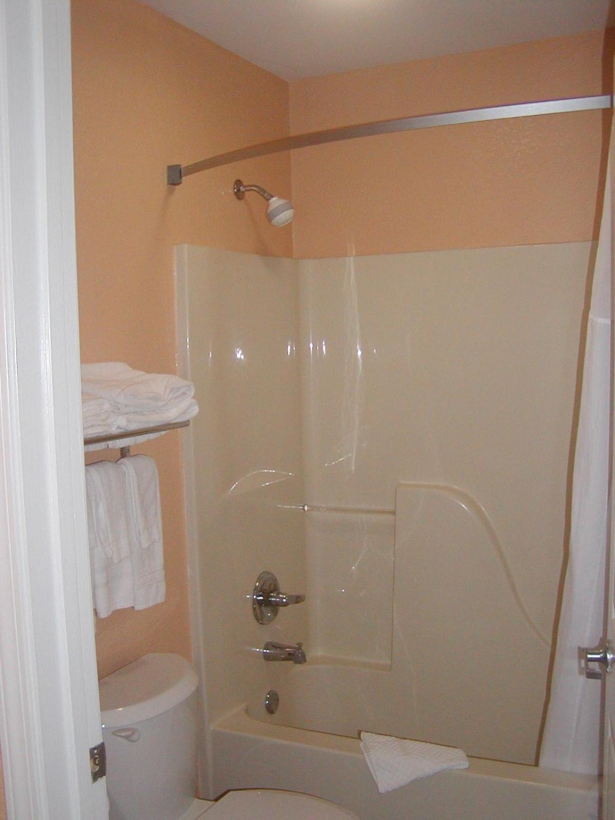 Days Inn by Wyndham Marietta White Water photo 23