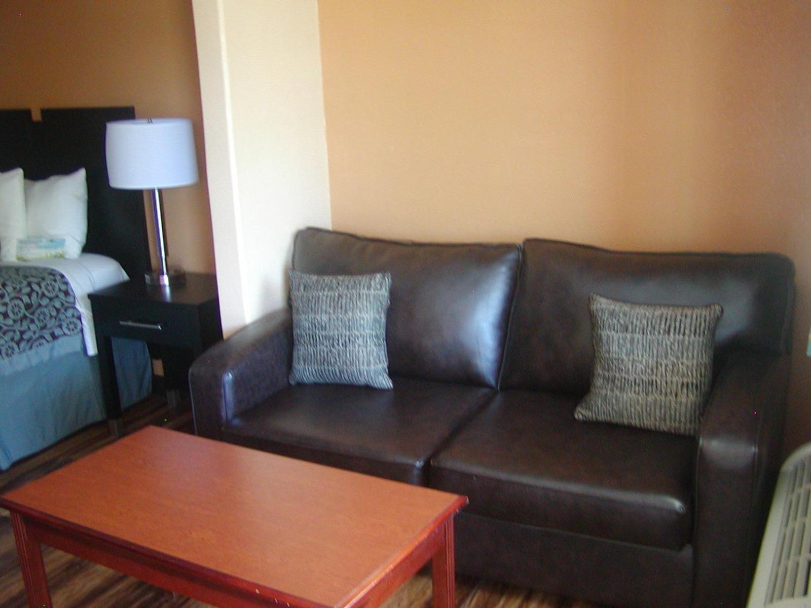 Days Inn by Wyndham Marietta White Water photo 19