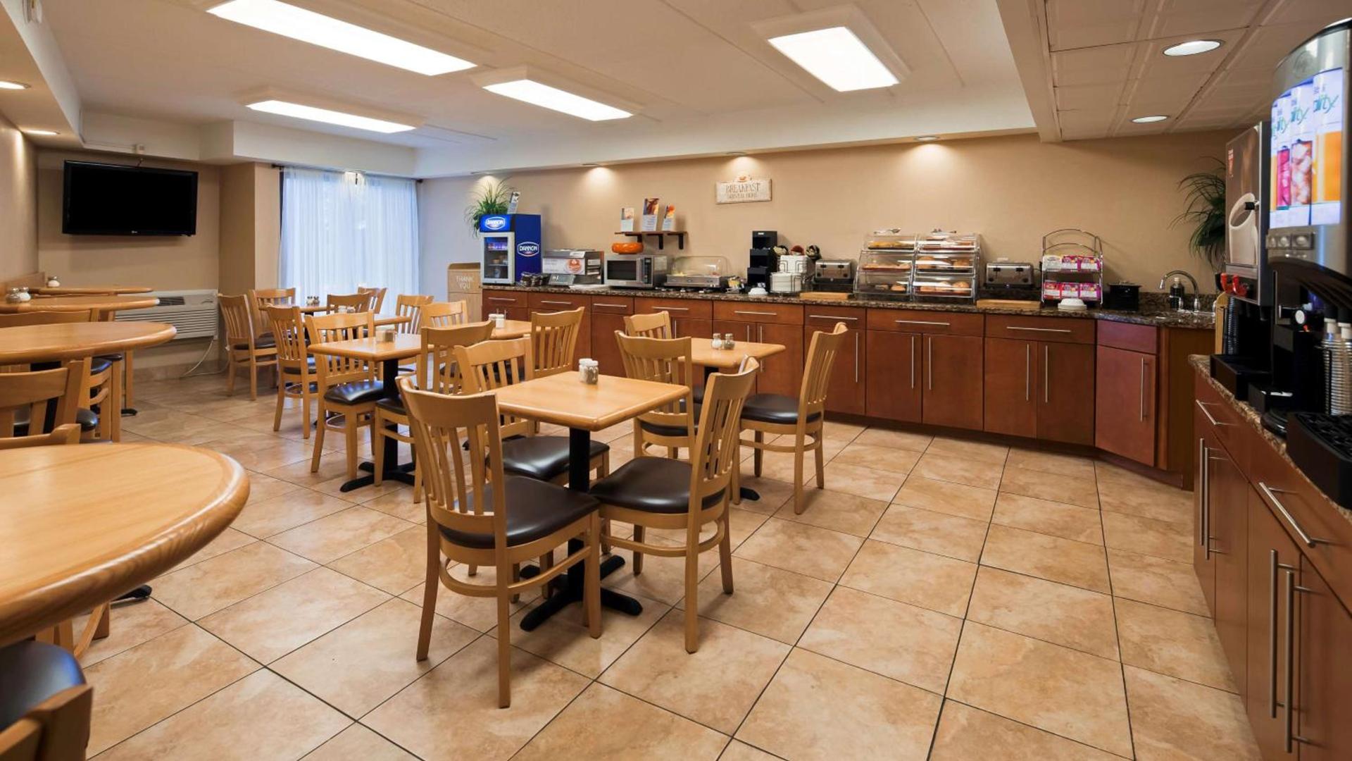 Best Western Clifton Park photo 4