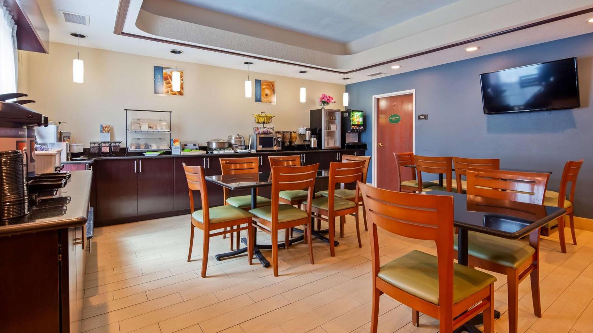 Best Western Wesley Chapel photo 5