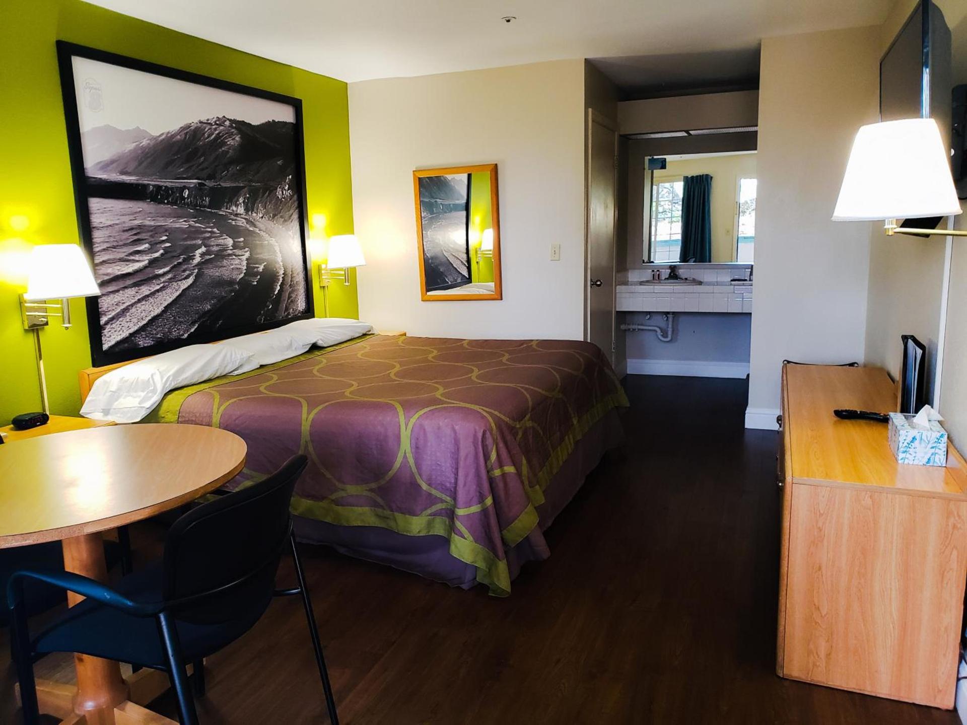 Super 8 by Wyndham Auburn photo 29