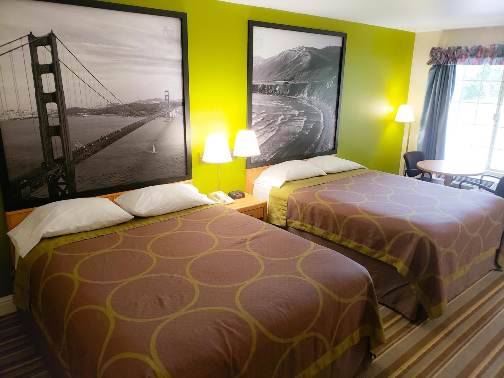 Super 8 by Wyndham Auburn photo 21