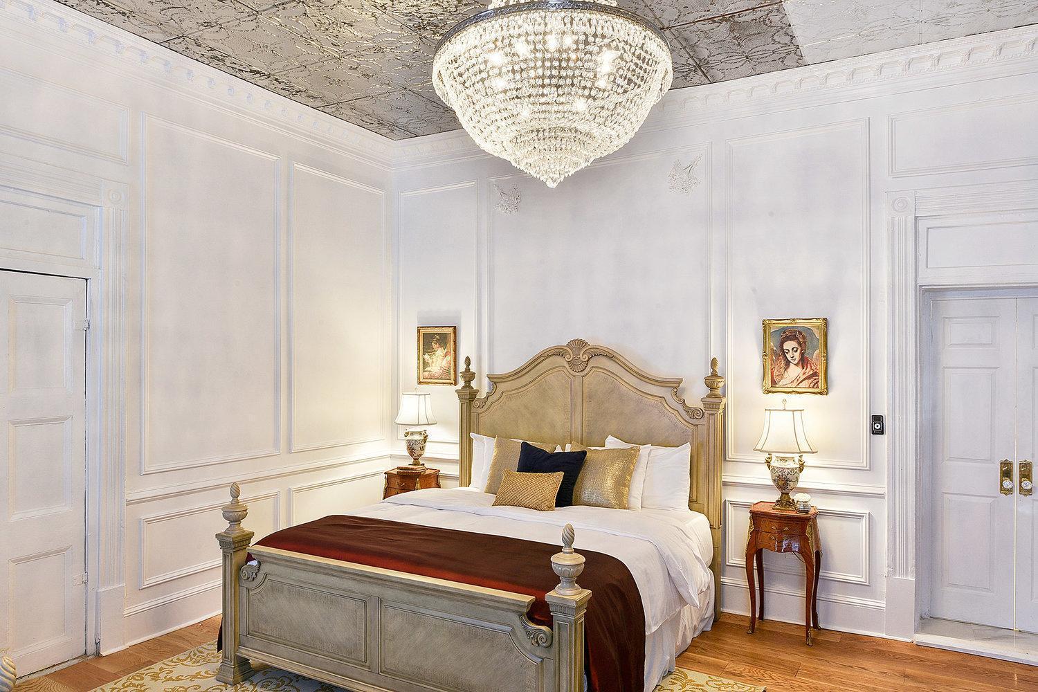 French Quarter Mansion photo 6