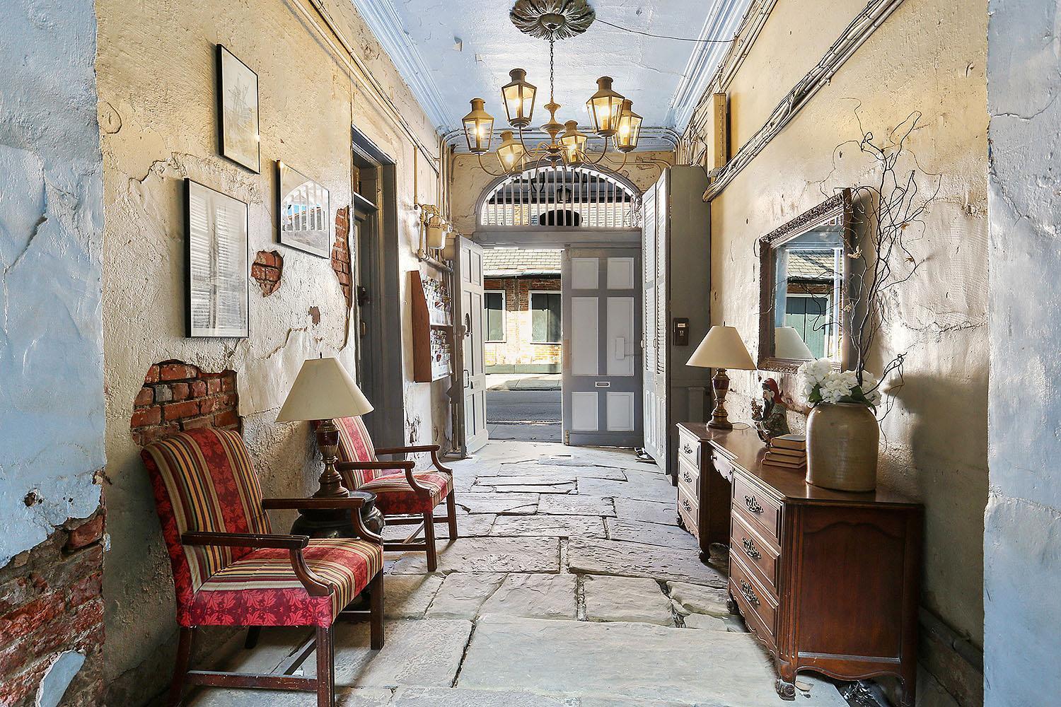 French Quarter Mansion photo 87