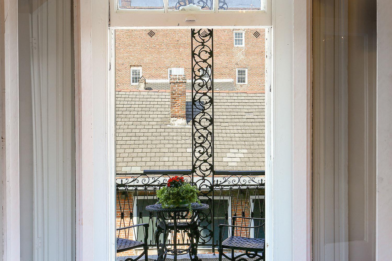 French Quarter Mansion photo 10