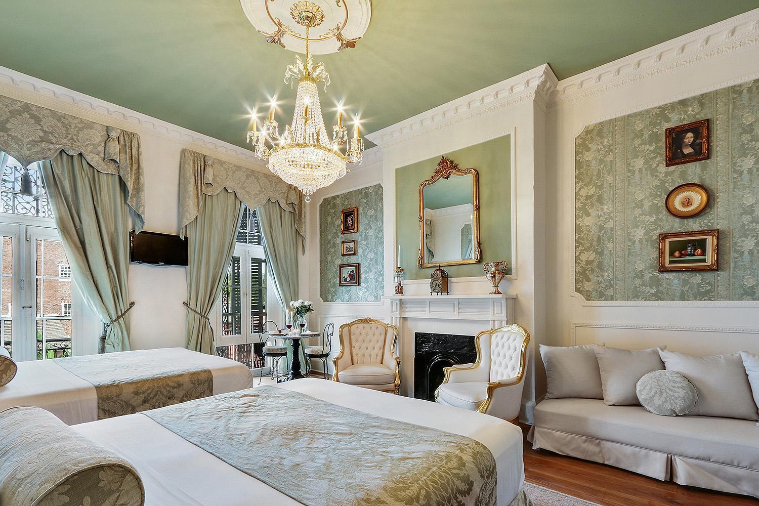 French Quarter Mansion photo 14