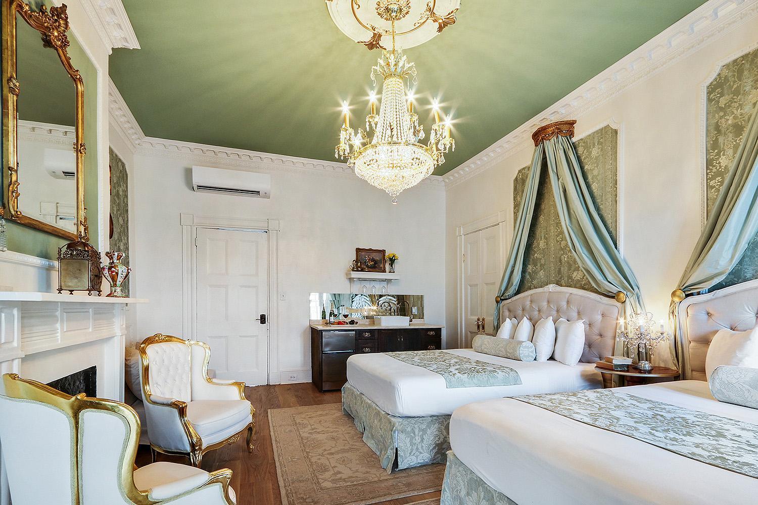 French Quarter Mansion photo 51