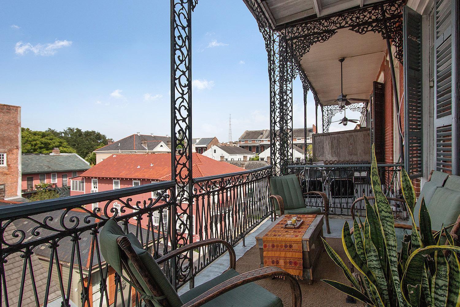 French Quarter Mansion photo 57