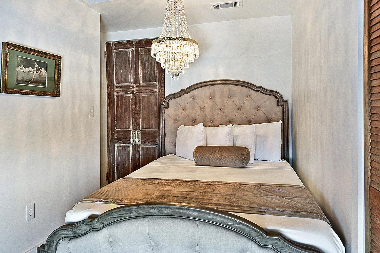 French Quarter Mansion photo 44