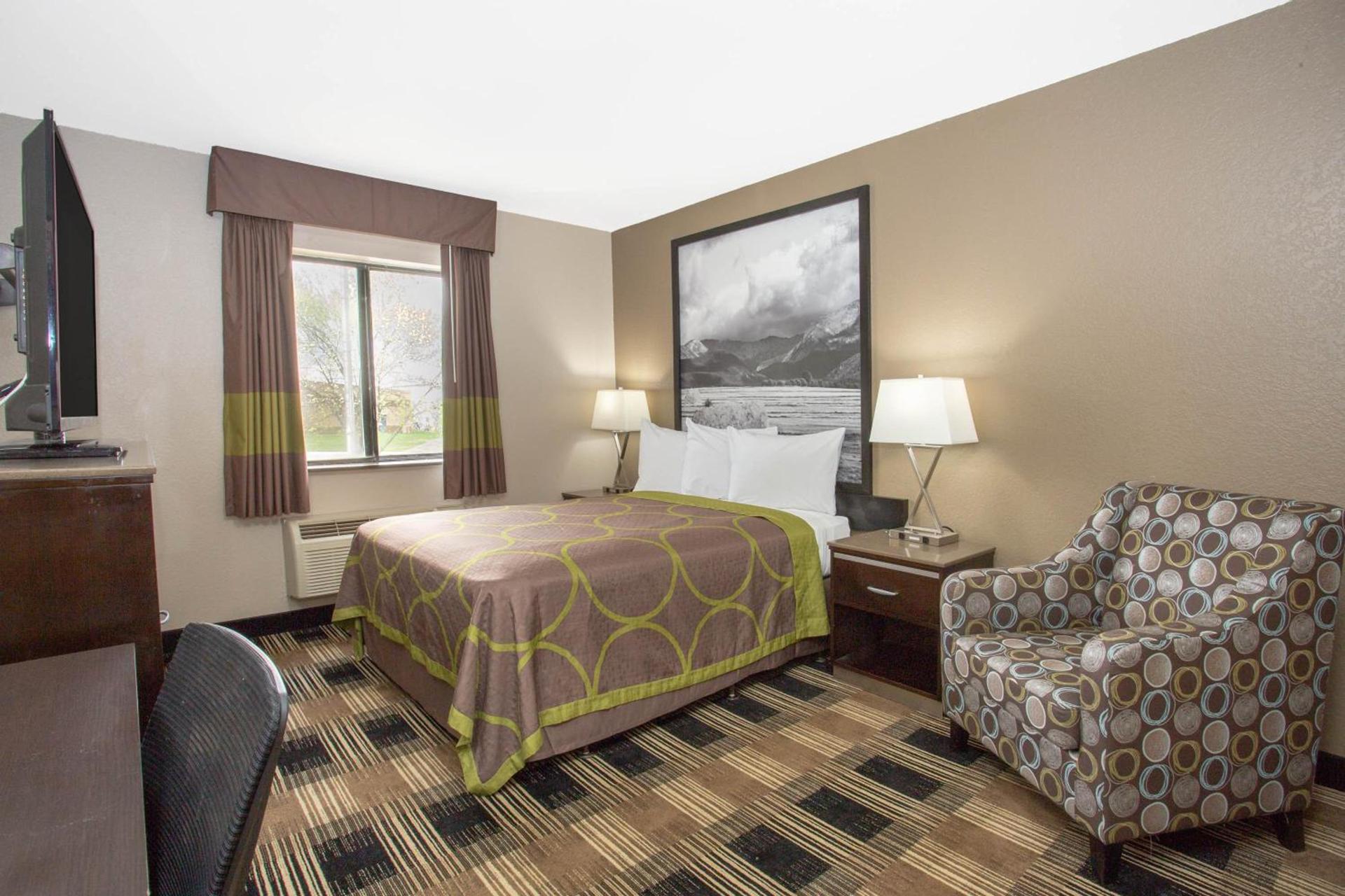 Super 8 by Wyndham Billings photo 34