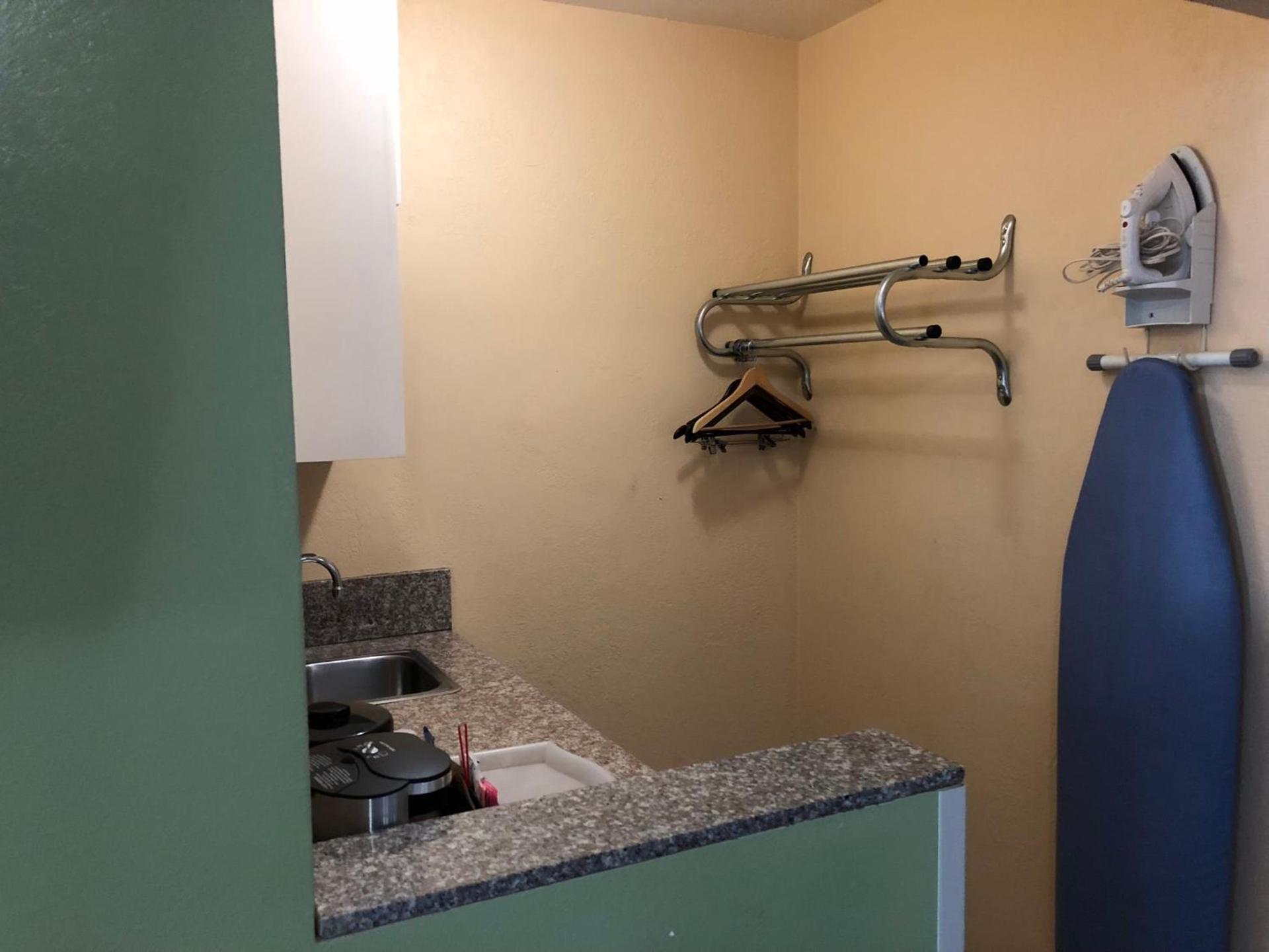 Encore Motel Near Marina Del Rey, Culver City & Venice photo 48