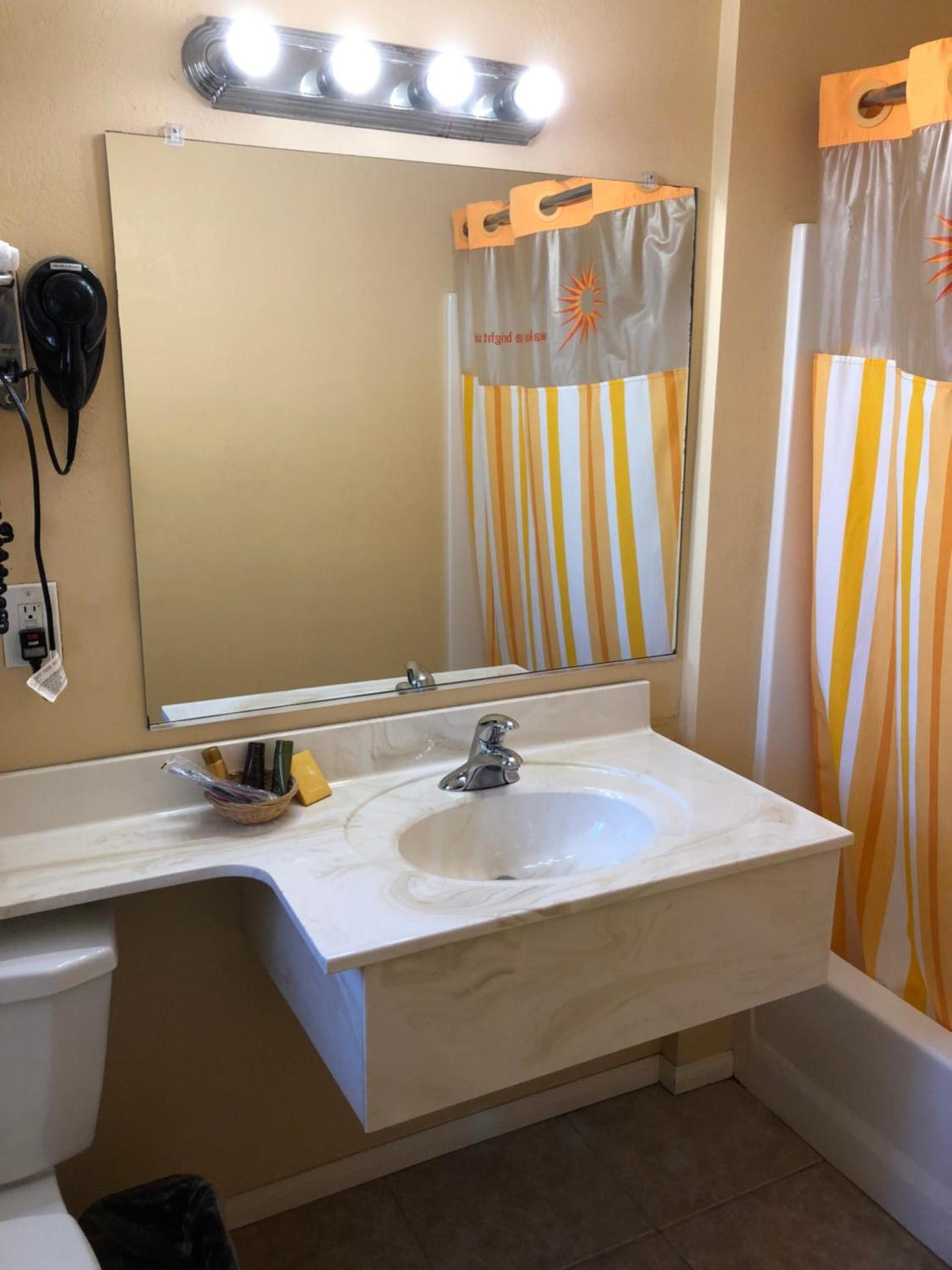 Encore Motel Near Marina Del Rey, Culver City & Venice photo 63