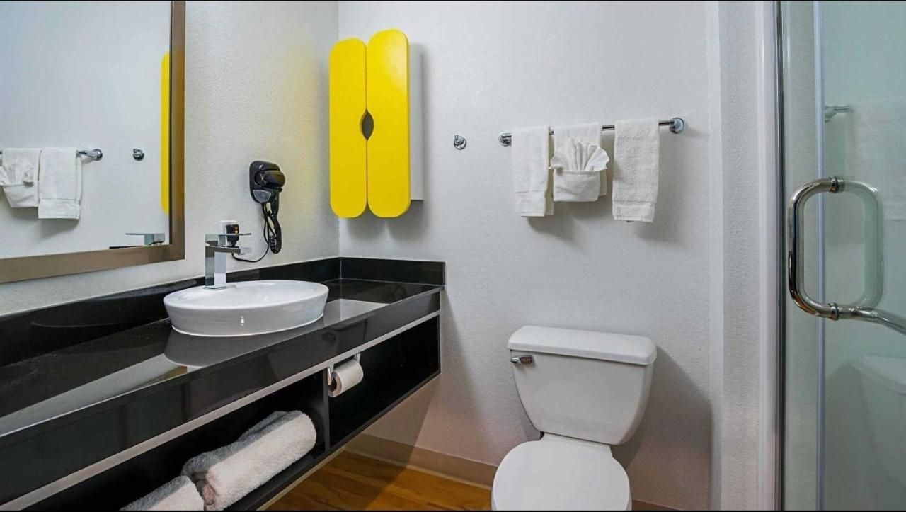 Studio 6-Buda, TX photo 66