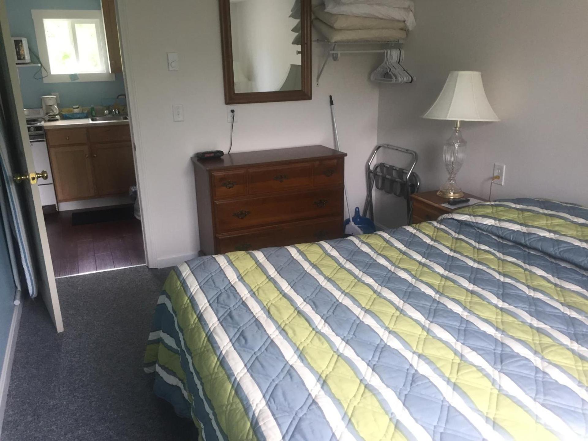 Ne'r Beach Motel photo 97