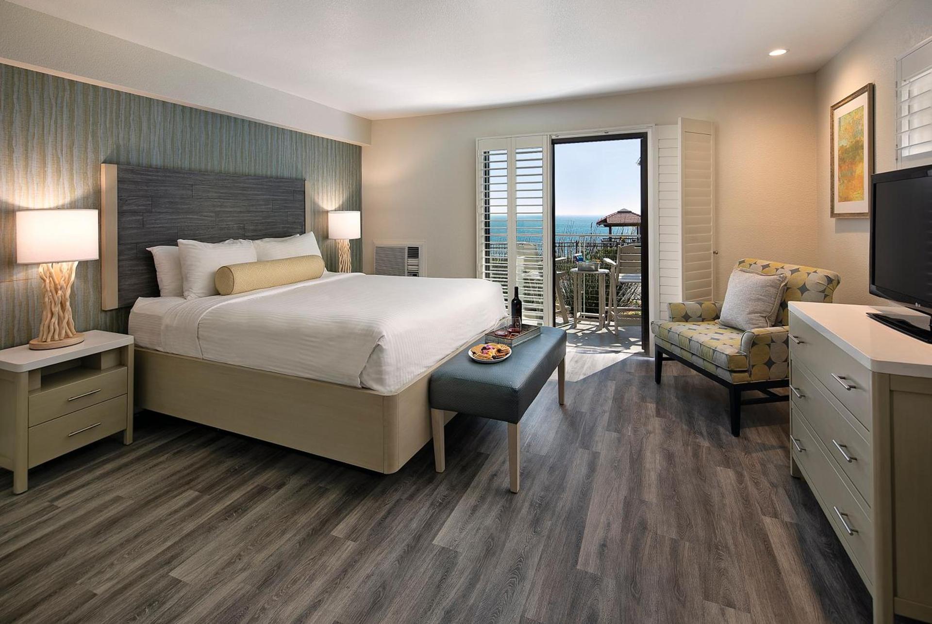 Inn at the Cove photo 9