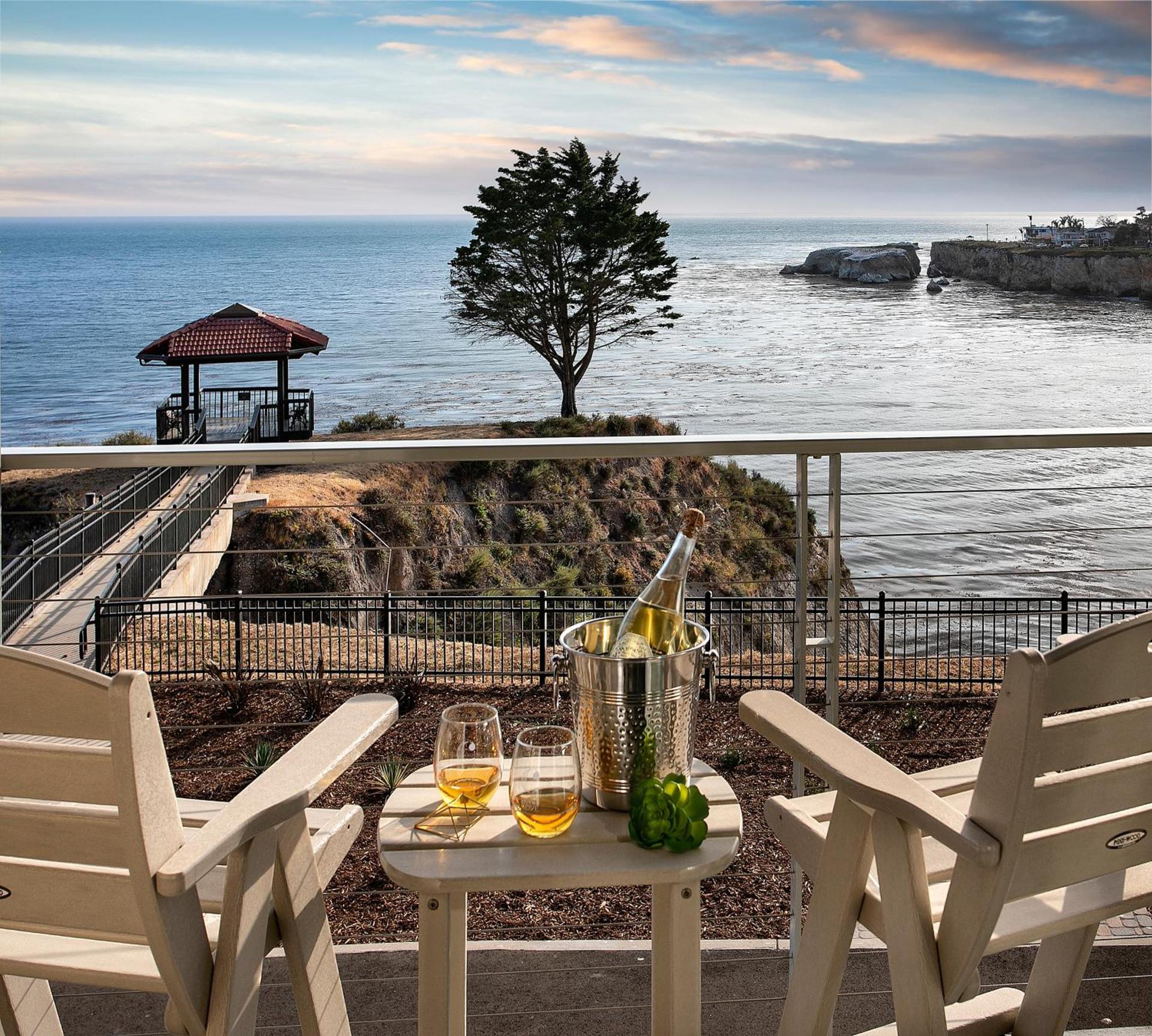 Inn at the Cove photo 10